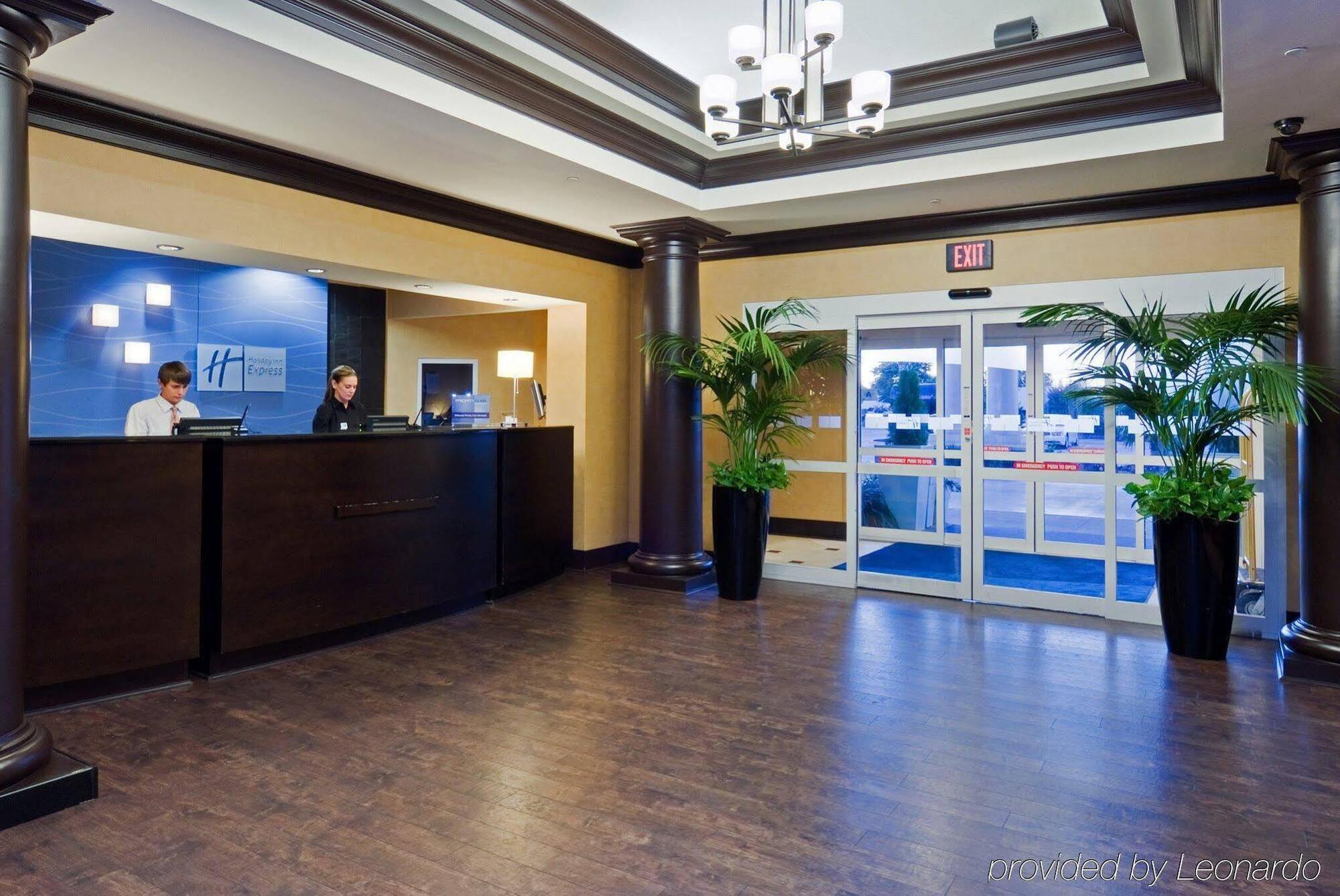 Holiday Inn Express Hotel & Suites Columbia-Fort Jackson By Ihg Buitenkant foto