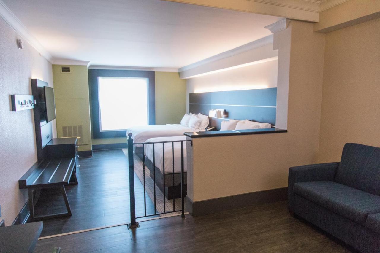 Holiday Inn Express Hotel & Suites Columbia-Fort Jackson By Ihg Buitenkant foto