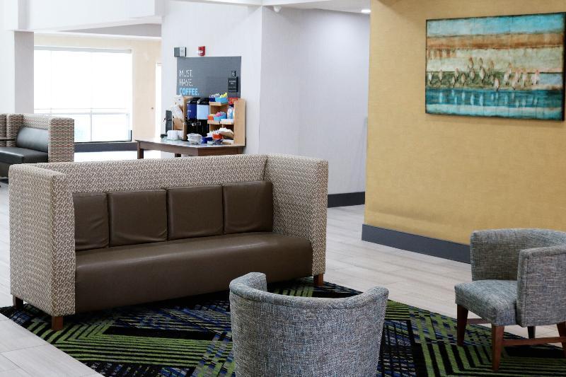 Holiday Inn Express Hotel & Suites Columbia-Fort Jackson By Ihg Buitenkant foto